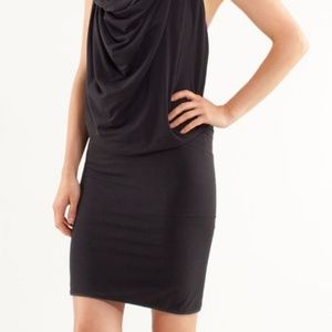 🍋LuLuLemon Covers It All Dress